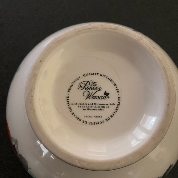 2 The Pioneer Woman Flea Market Floral Bowls In Great Used Condition. - Picture 11 of 14